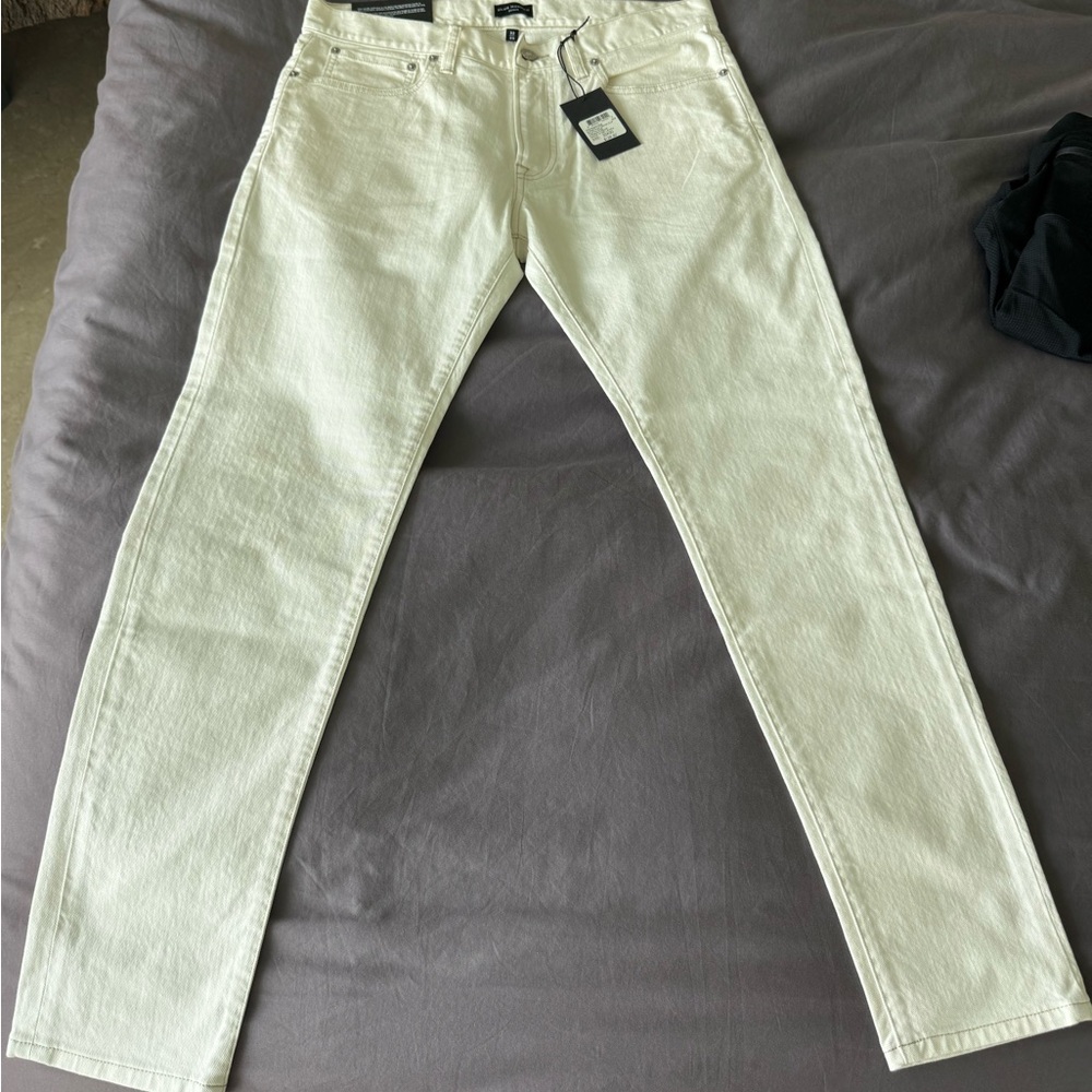 Club Monaco Jeans - Brand New